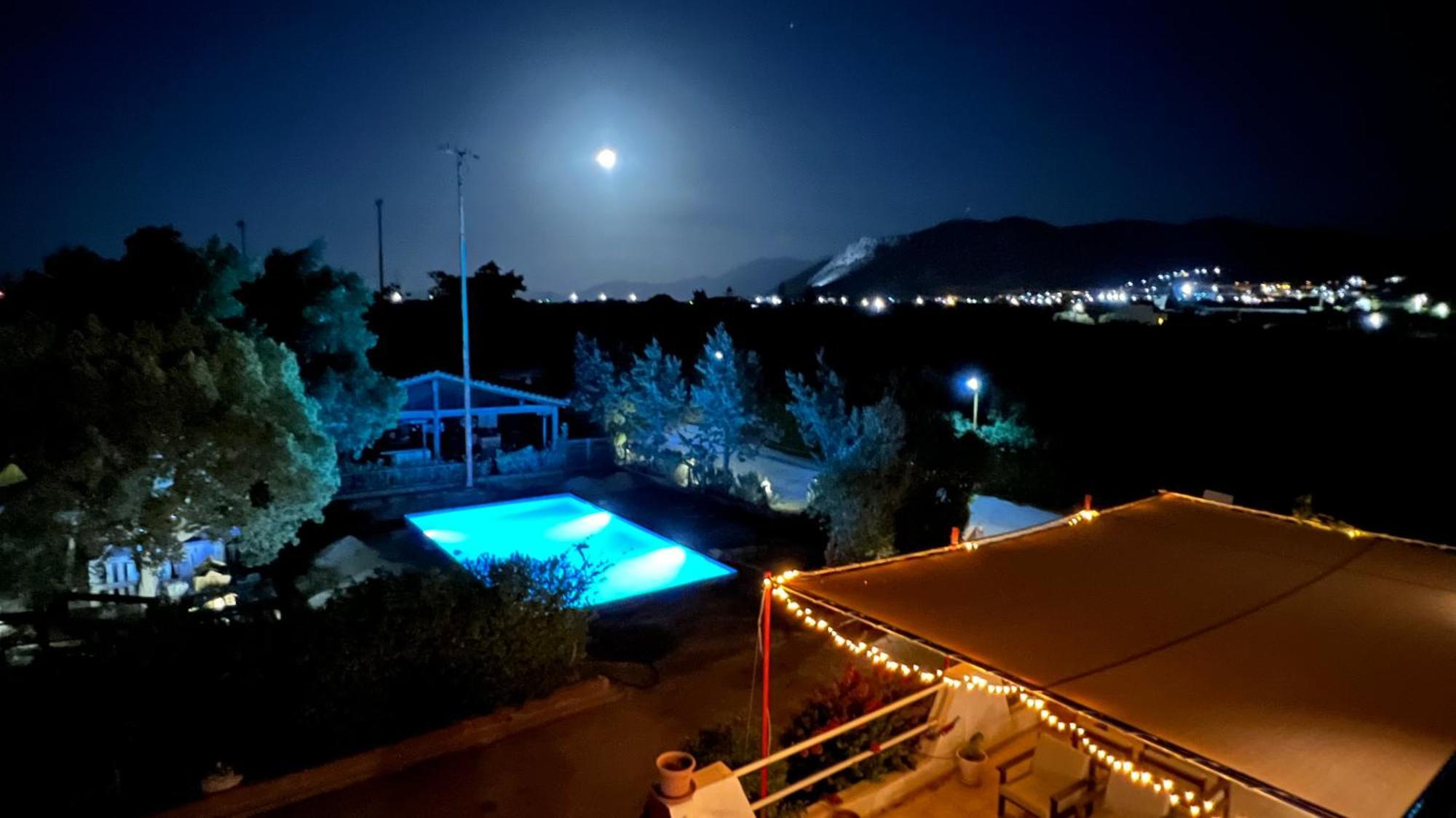 Arion Stables & Apartments แอร์ซอนิสซอส ภายนอก รูปภาพ